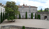 Chateau de Cazeneuve